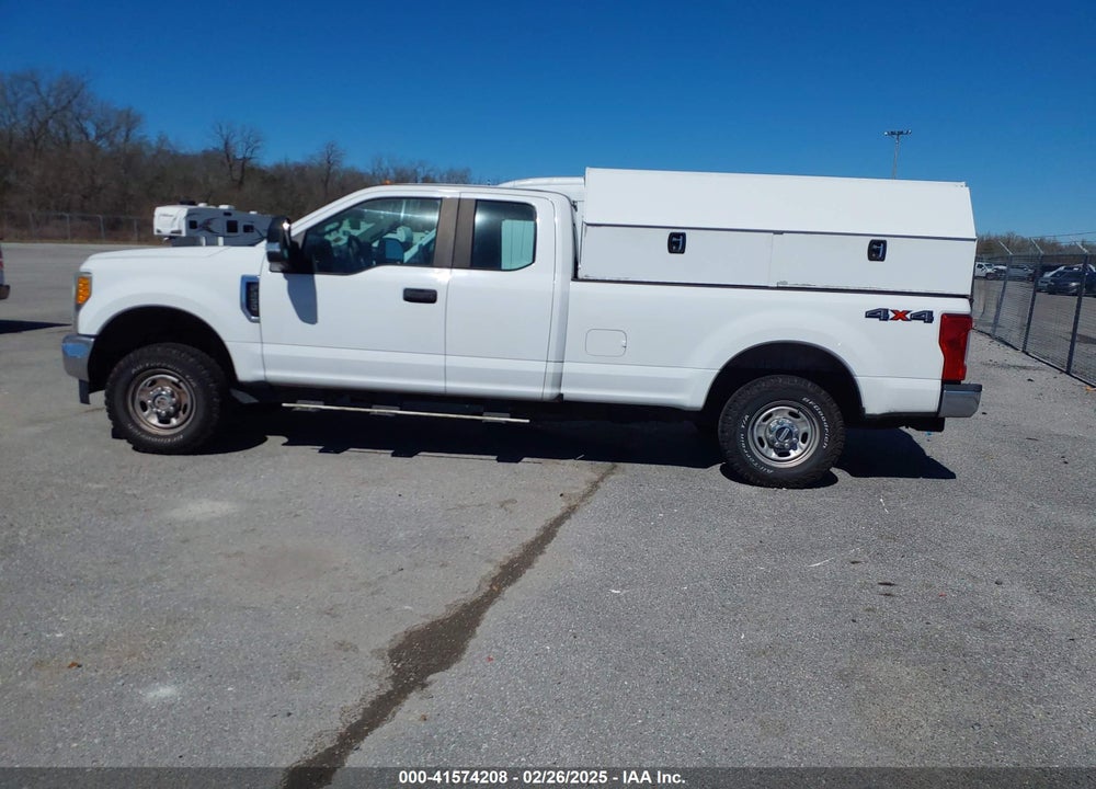 2017 FORD F-250 VIN: 1FT7X2B68HEE65745
