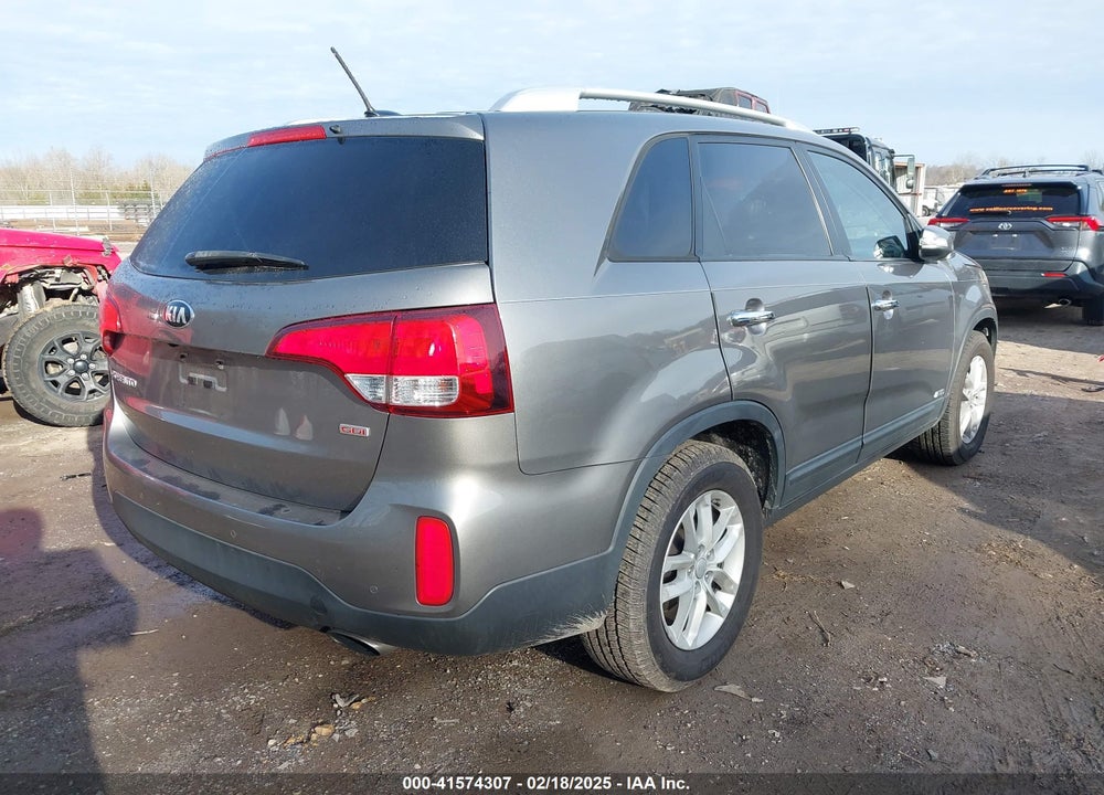 2014 KIA SORENTO LX V6 VIN: 5XYKTDA73EG546456