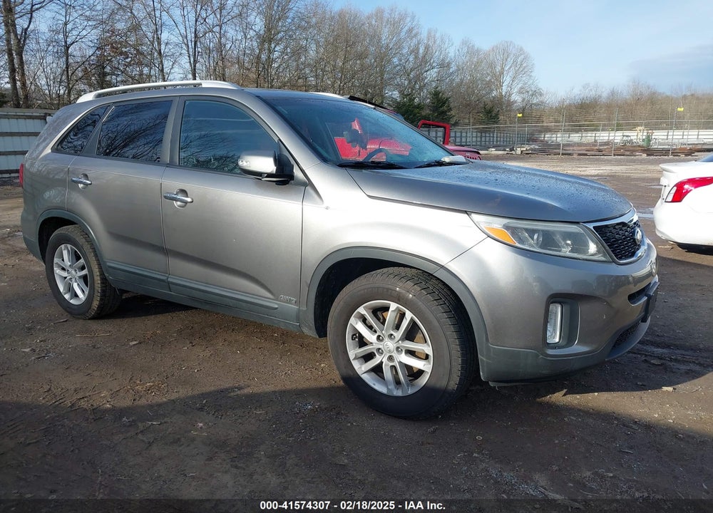 2014 KIA SORENTO LX V6 VIN: 5XYKTDA73EG546456