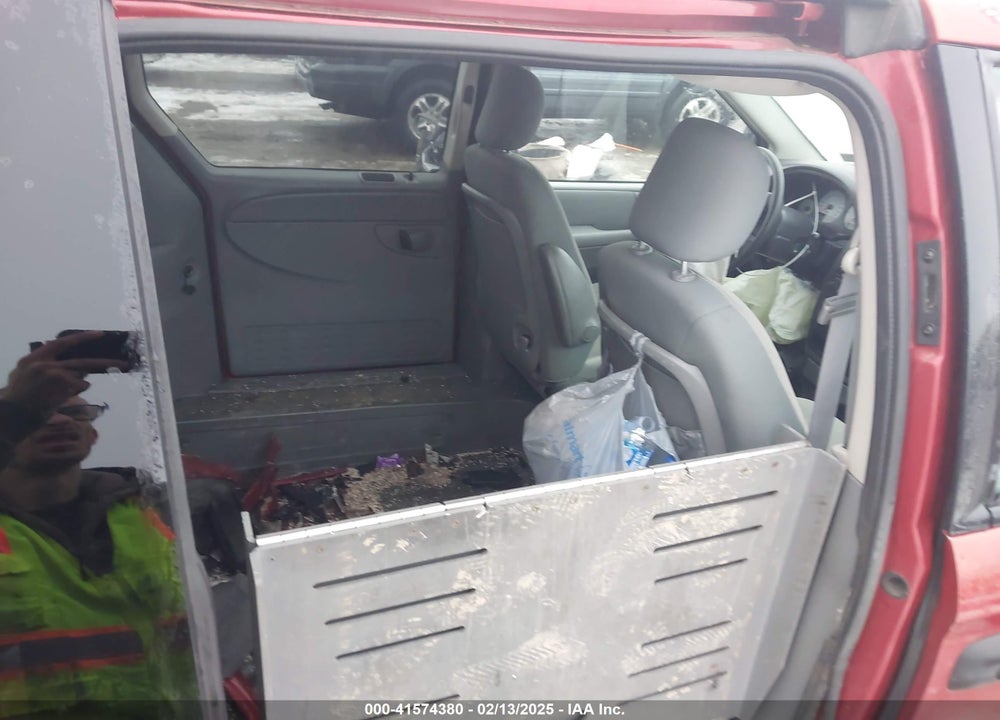 2007 DODGE GRAND CARAVAN SE VIN: 1D4GP24R77B227914