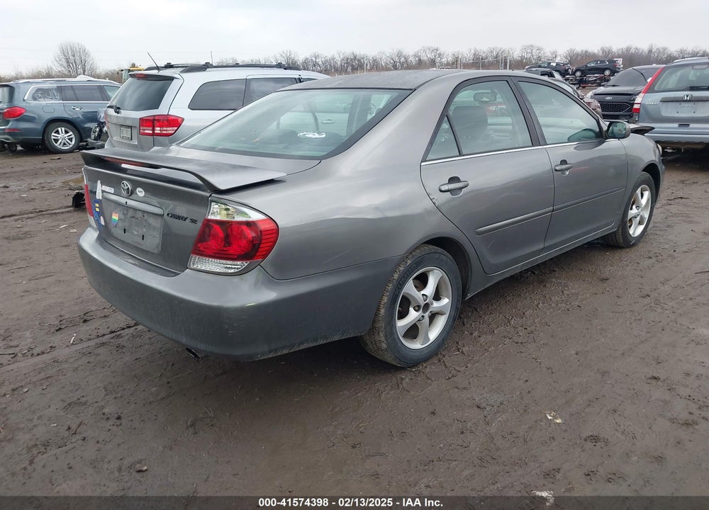 2005 TOYOTA CAMRY SE VIN: JTDBE32K953029142