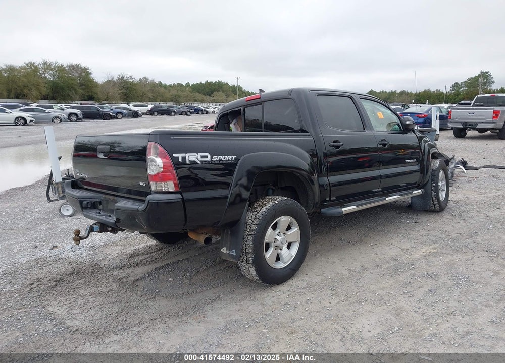 2015 TOYOTA TACOMA VIN: 5TFLU4EN3FX142646