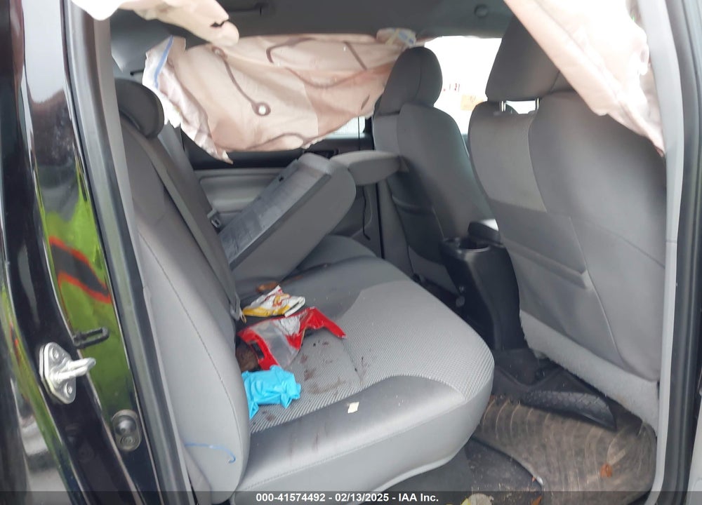 2015 TOYOTA TACOMA VIN: 5TFLU4EN3FX142646