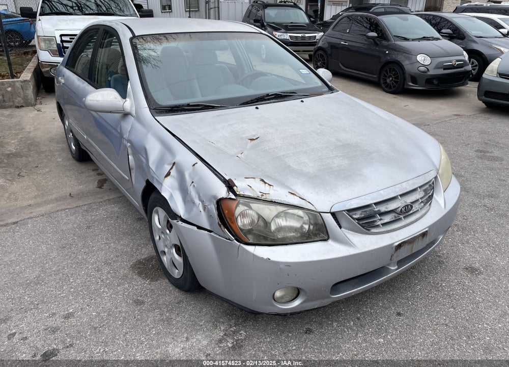2004 KIA SPECTRA EX/LX VIN: KNAFE121845043143