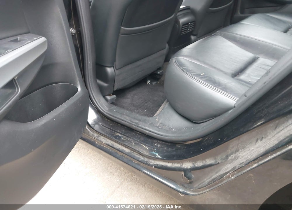 2010 HONDA ACCORD VIN: 5KBCP3F88AB002428