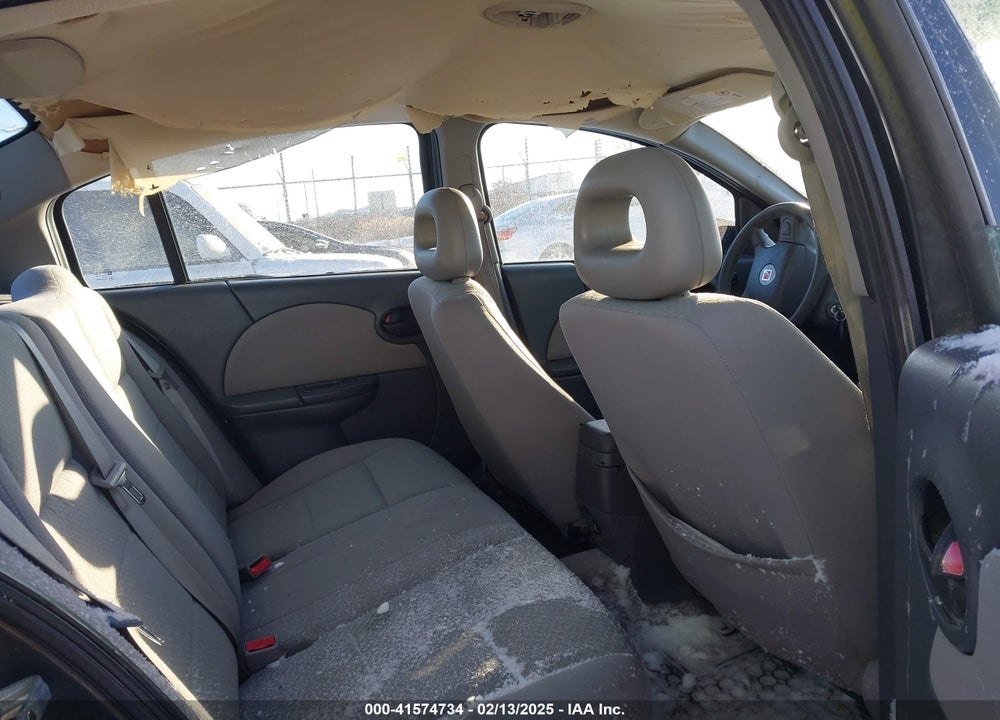 2005 SATURN ION 2 VIN: 1G8AJ52F15Z137400