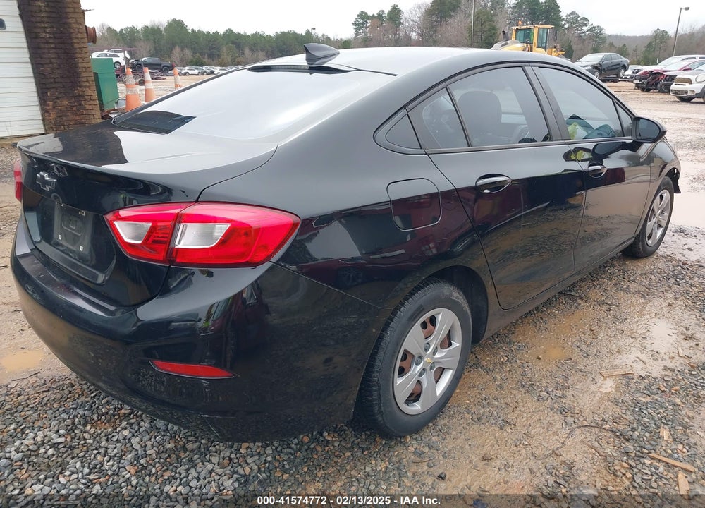 2017 CHEVROLET CRUZE VIN: 1G1BC5SM8H7280047