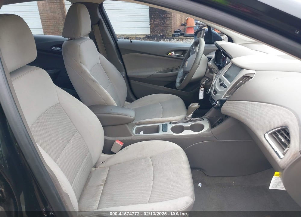 2017 CHEVROLET CRUZE VIN: 1G1BC5SM8H7280047