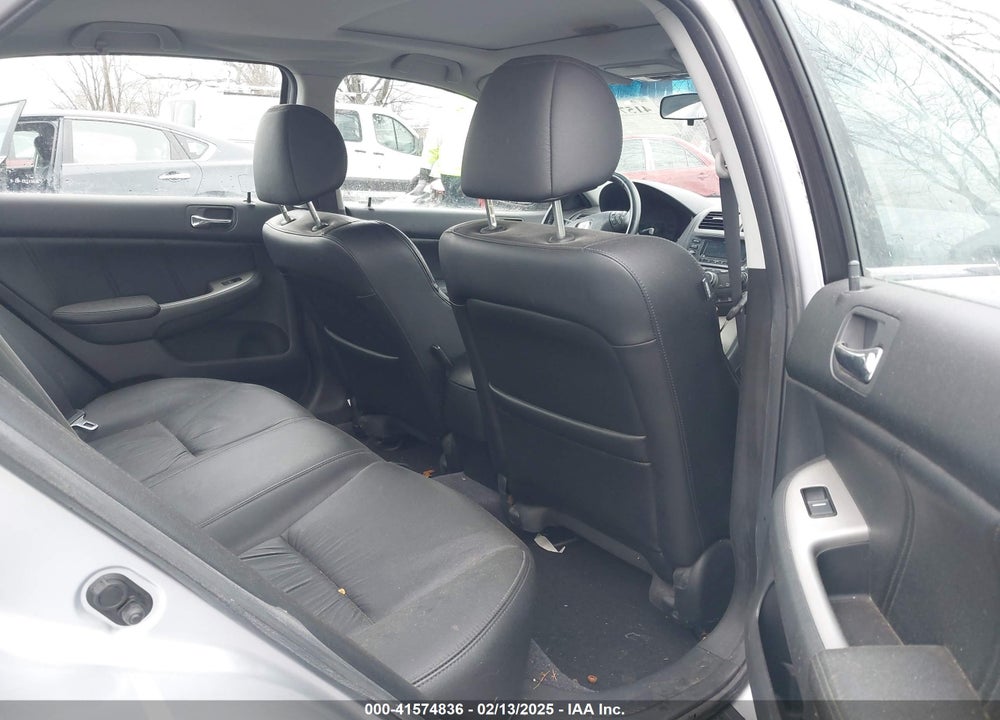 2004 HONDA ACCORD 3.0 EX VIN: 1HGCM665X4A085454