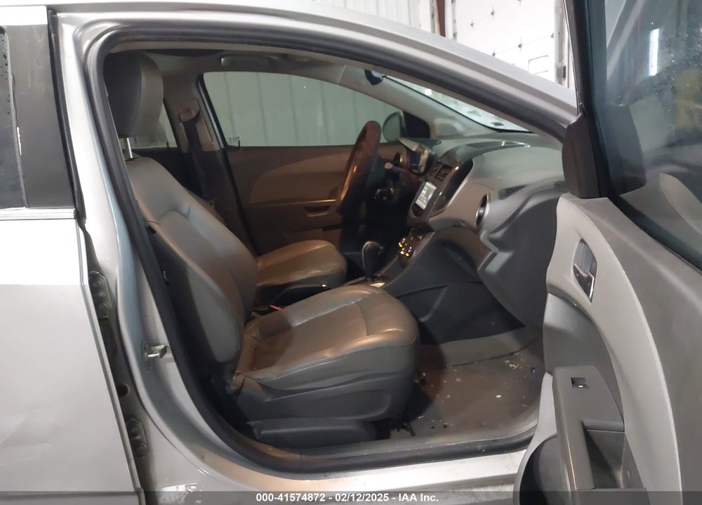 2015 CHEVROLET SONIC VIN: 1G1JE6SB6F4189979