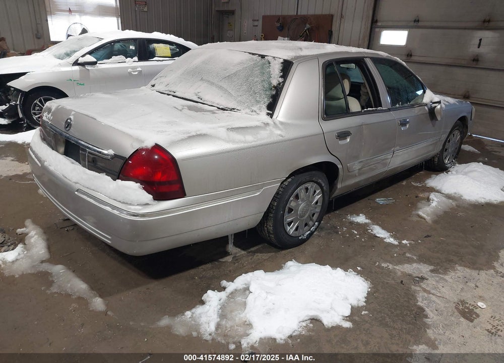 2008 MERCURY GRAND MARQUIS VIN: 2MEFM74V48X632105