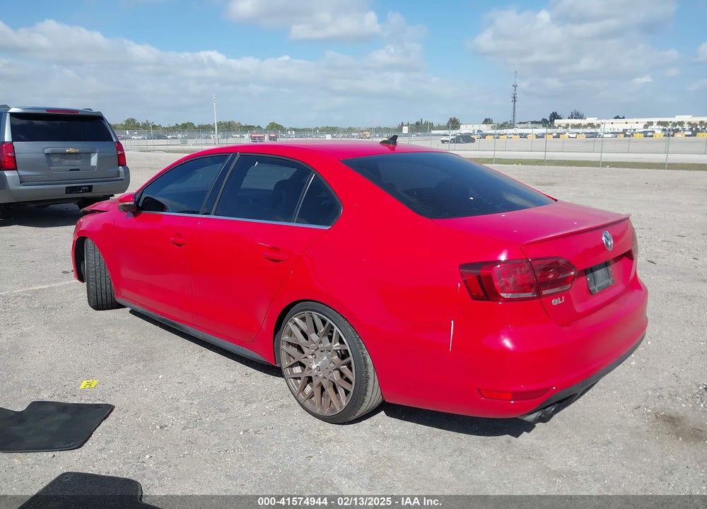 2013 VOLKSWAGEN JETTA VIN: 3VW4T7AJ3DM455689