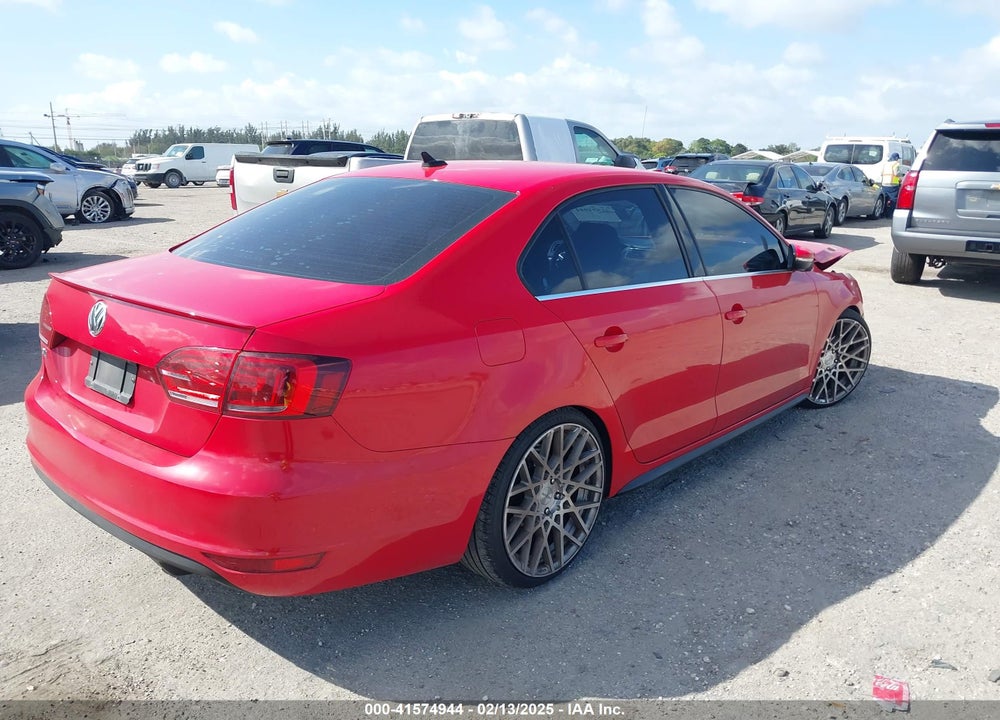 2013 VOLKSWAGEN JETTA VIN: 3VW4T7AJ3DM455689