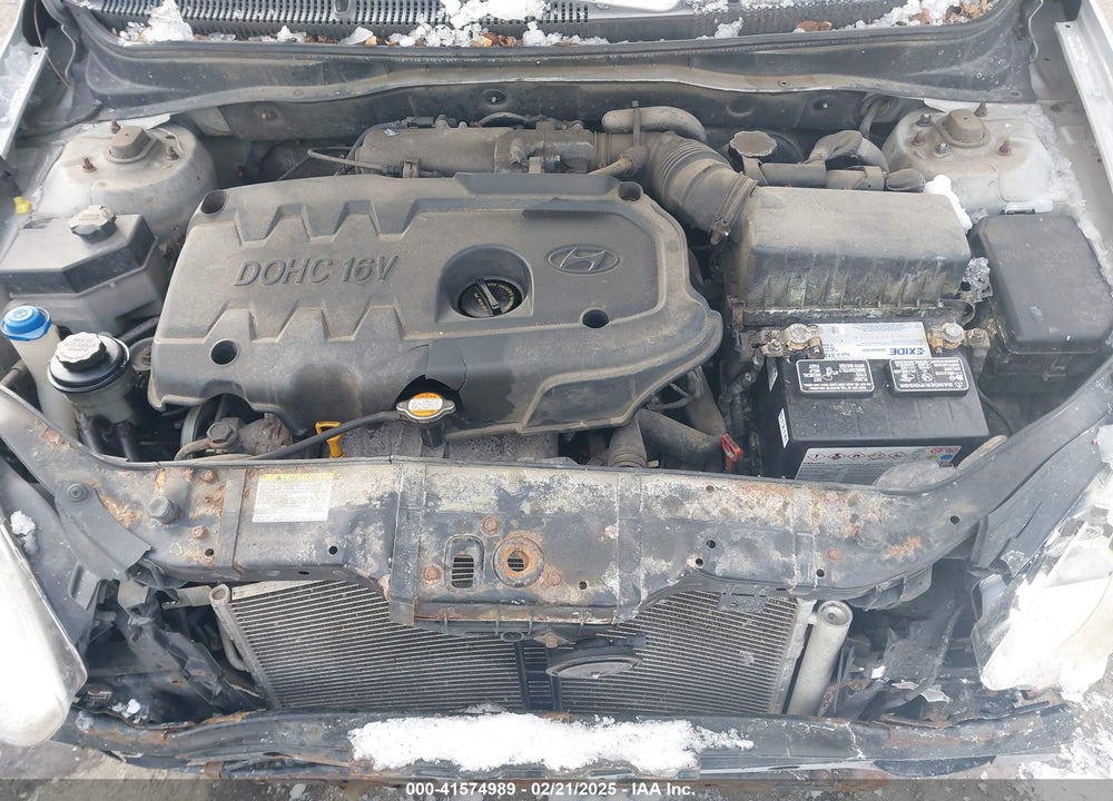 2008 HYUNDAI ACCENT VIN: KMHCM36C58U093487