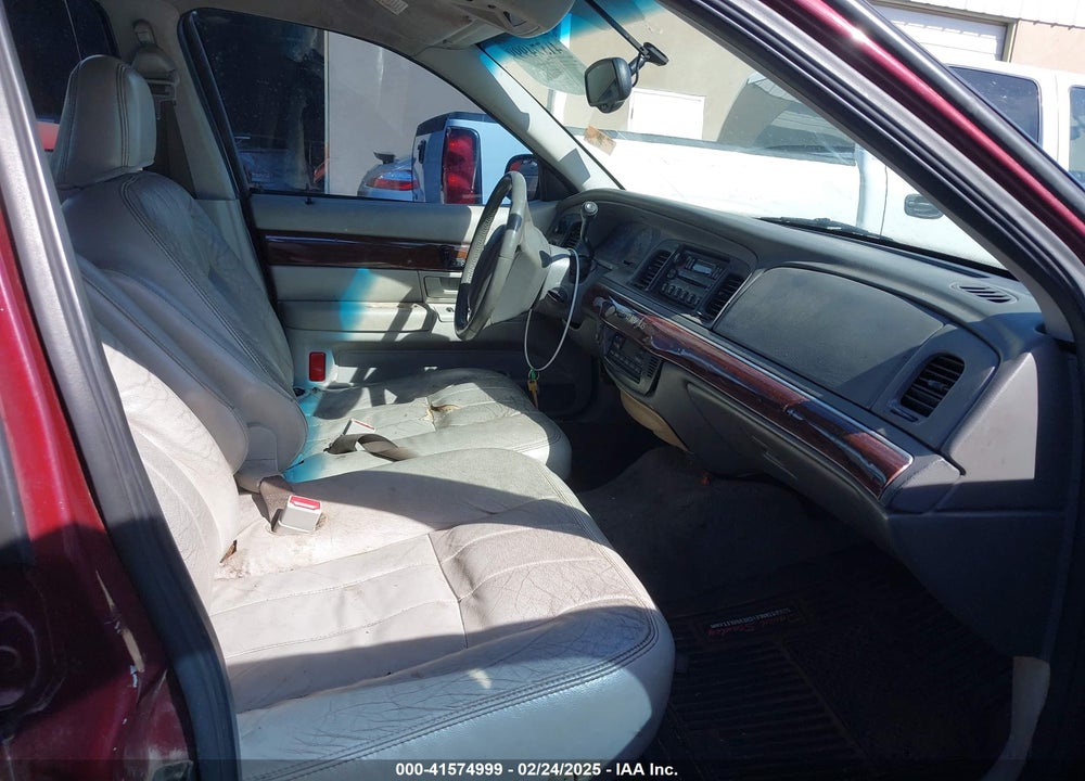 2004 MERCURY GRAND MARQUIS VIN: 2MEFM75W24X609858
