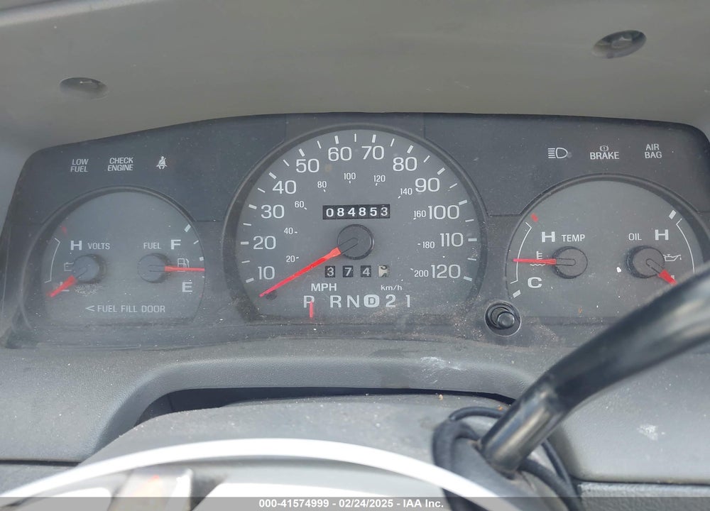 2004 MERCURY GRAND MARQUIS VIN: 2MEFM75W24X609858