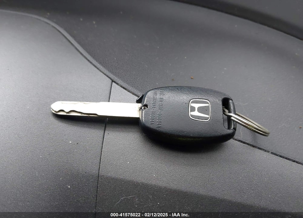 2007 HONDA CIVIC VIN: 1HGFA16807L063717