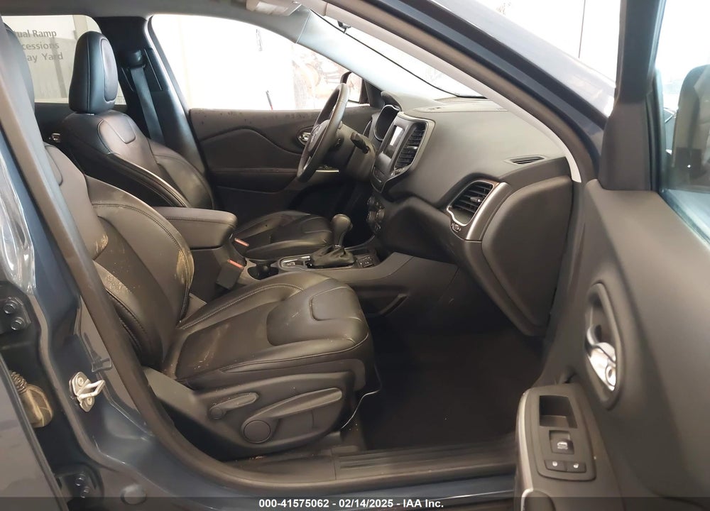 2020 JEEP CHEROKEE LATITUDE PLUS FWD VIN: 1C4PJLLB8LD561134