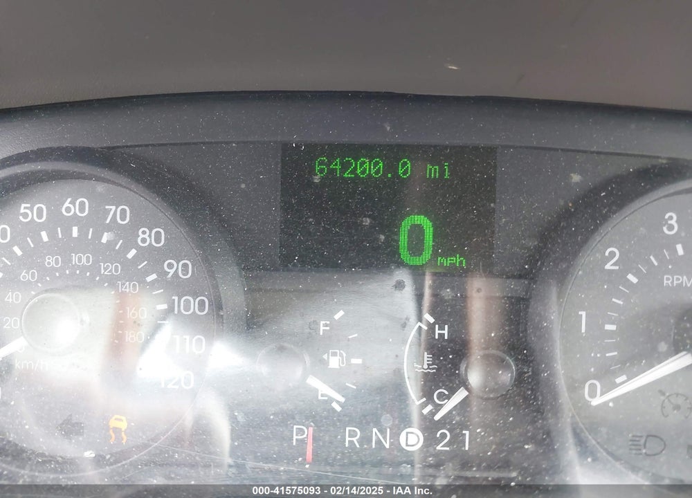 2010 MERCURY GRAND MARQUIS LS (FLEET ONLY) VIN: 2MEBM7FV8AX608133