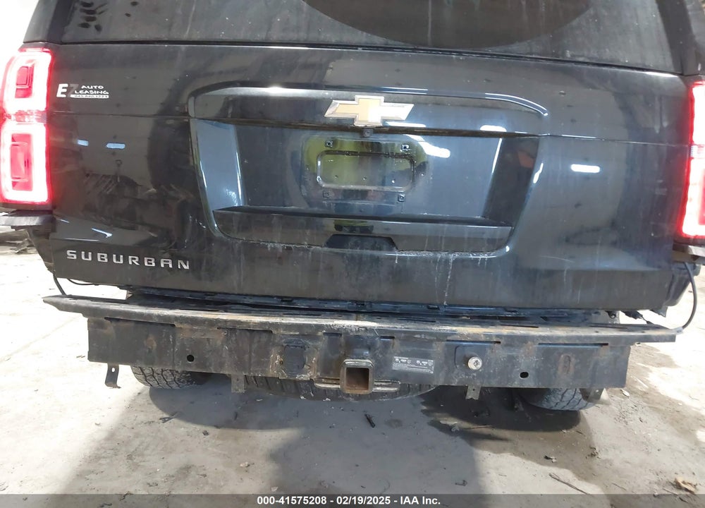 2018 CHEVROLET SUBURBAN LT VIN: 1GNSKHKC5JR403663