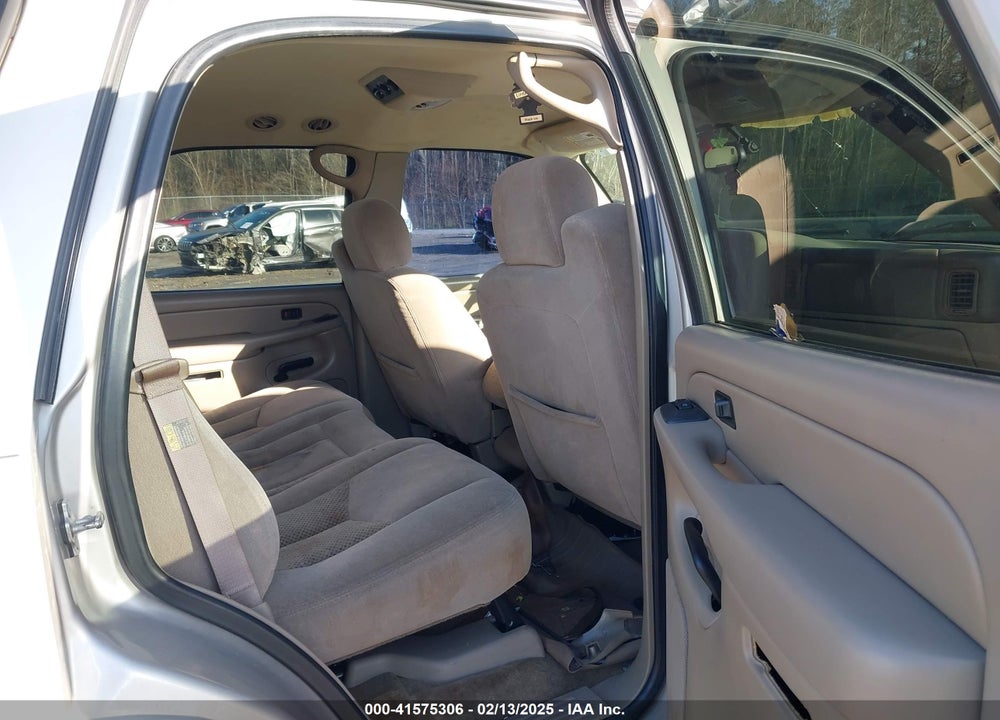 2004 CHEVROLET TAHOE VIN: 1GNEC13Z94R253470