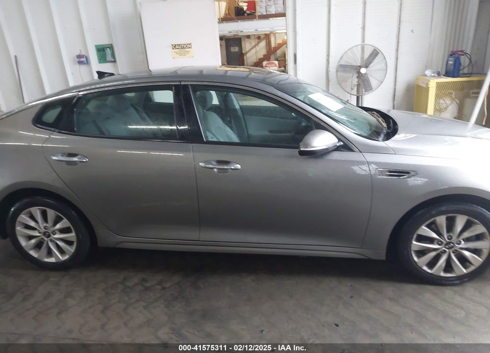 2016 KIA OPTIMA VIN: 5XXGU4L30GG066847