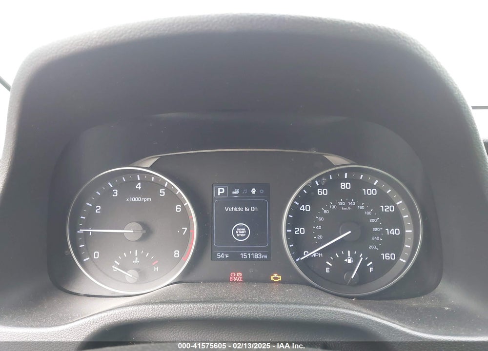 2017 HYUNDAI ELANTRA VIN: 5NPD84LF2HH018841