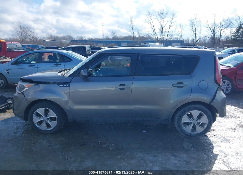 2015 KIA SOUL VIN: KNDJN2A2XF7127663