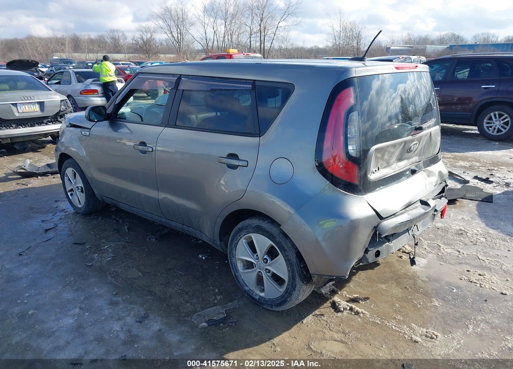 2015 KIA SOUL VIN: KNDJN2A2XF7127663