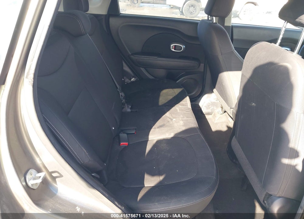 2015 KIA SOUL VIN: KNDJN2A2XF7127663