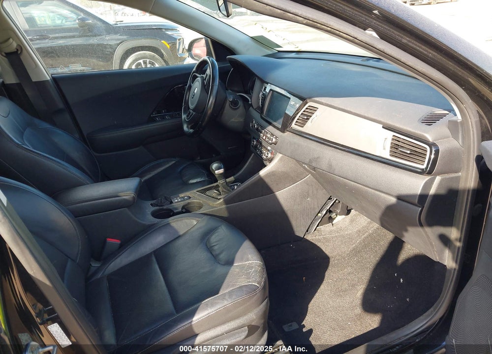 2017 KIA NIRO TOURING VIN: KNDCE3LC3H5062478