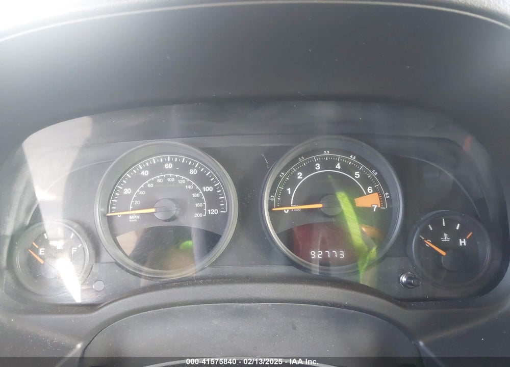 2015 JEEP COMPASS VIN: 1C4NJCBA9FD325824