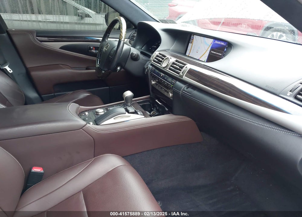 2017 LEXUS LS 460 VIN: JTHCL5EF9H5027841