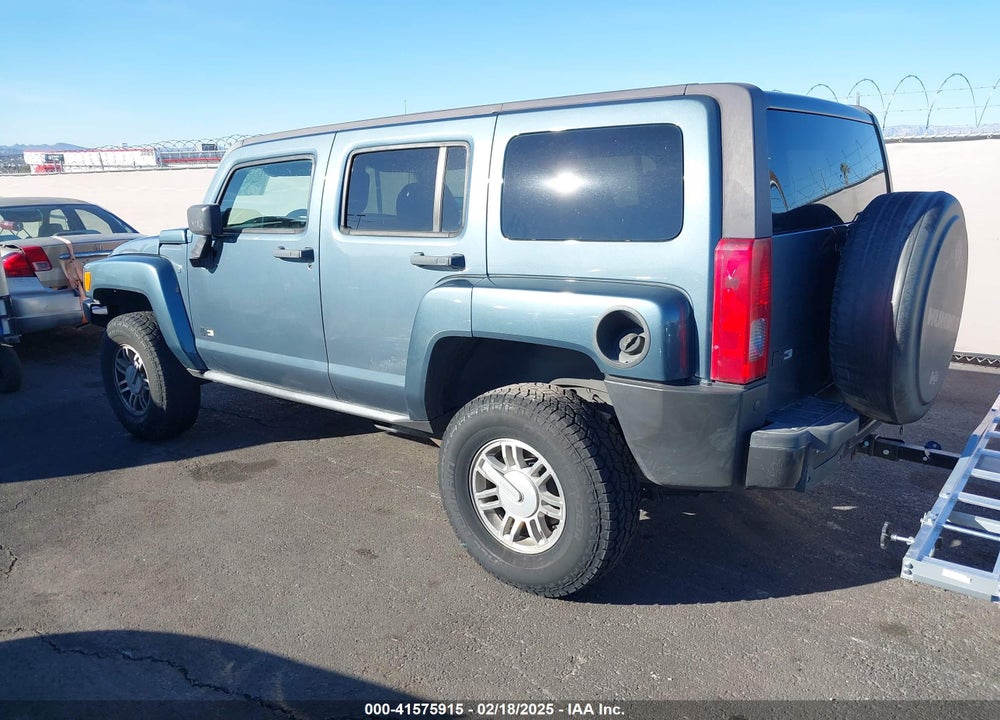 2007 HUMMER H3 SUV VIN: 5GTDN13E578164462