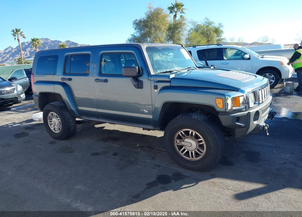 2007 HUMMER H3 SUV VIN: 5GTDN13E578164462