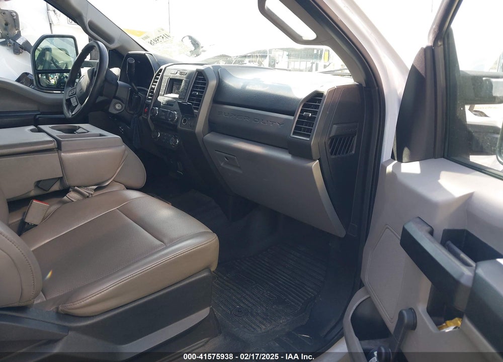 2018 FORD F-550 CHASSIS XL VIN: 1FD0X5GY8JEC68377