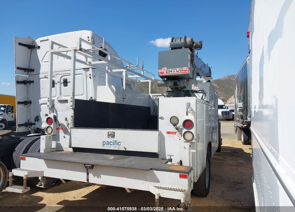 2018 FORD F-550 CHASSIS XL VIN: 1FD0X5GY8JEC68377