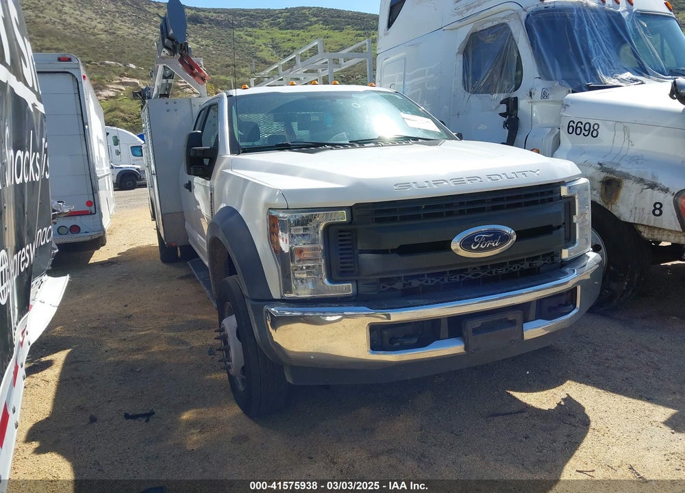 2018 FORD F-550 CHASSIS XL VIN: 1FD0X5GY8JEC68377