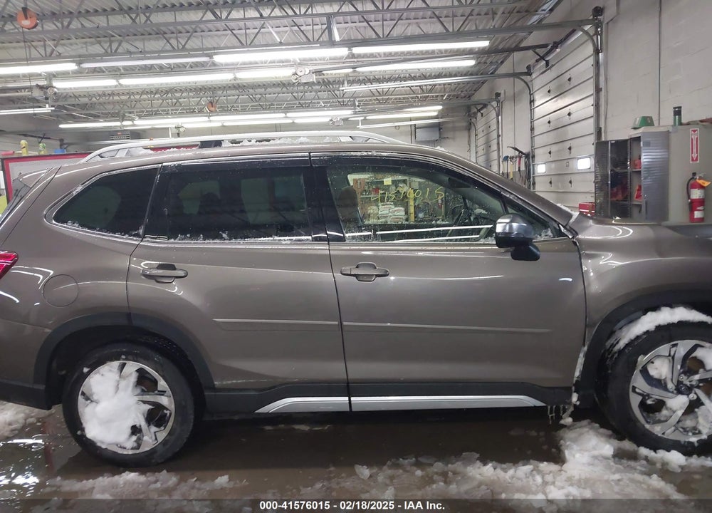 2023 SUBARU FORESTER TOURING VIN: JF2SKARC1PH506746