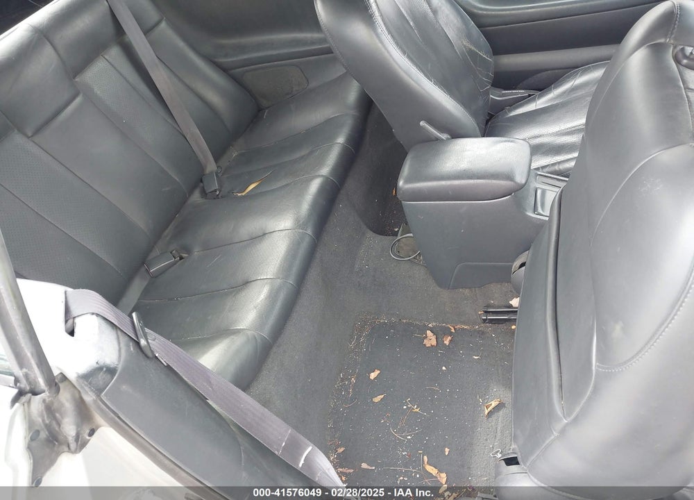2002 TOYOTA CAMRY SOLARA SLE V6 VIN: 2T1FF28P62C570597
