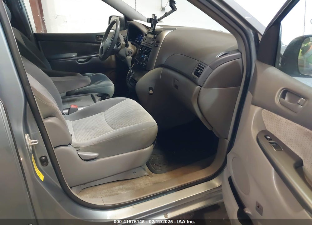 2007 TOYOTA SIENNA LE VIN: 5TDZK23C17S021935