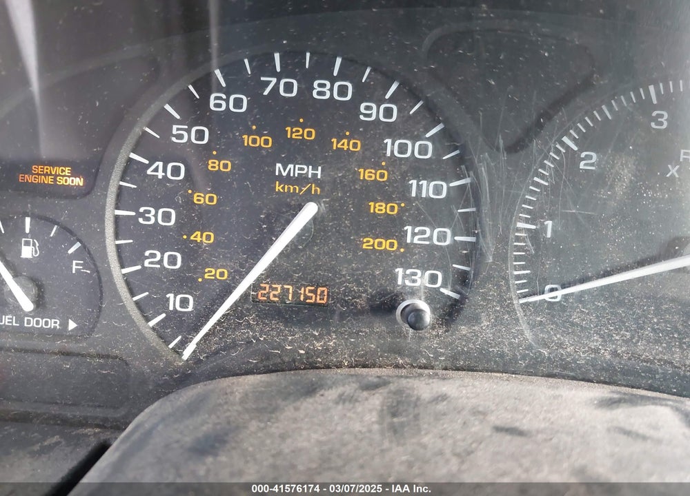 2003 SATURN VUE V6 VIN: 5GZCZ53BX3S867376