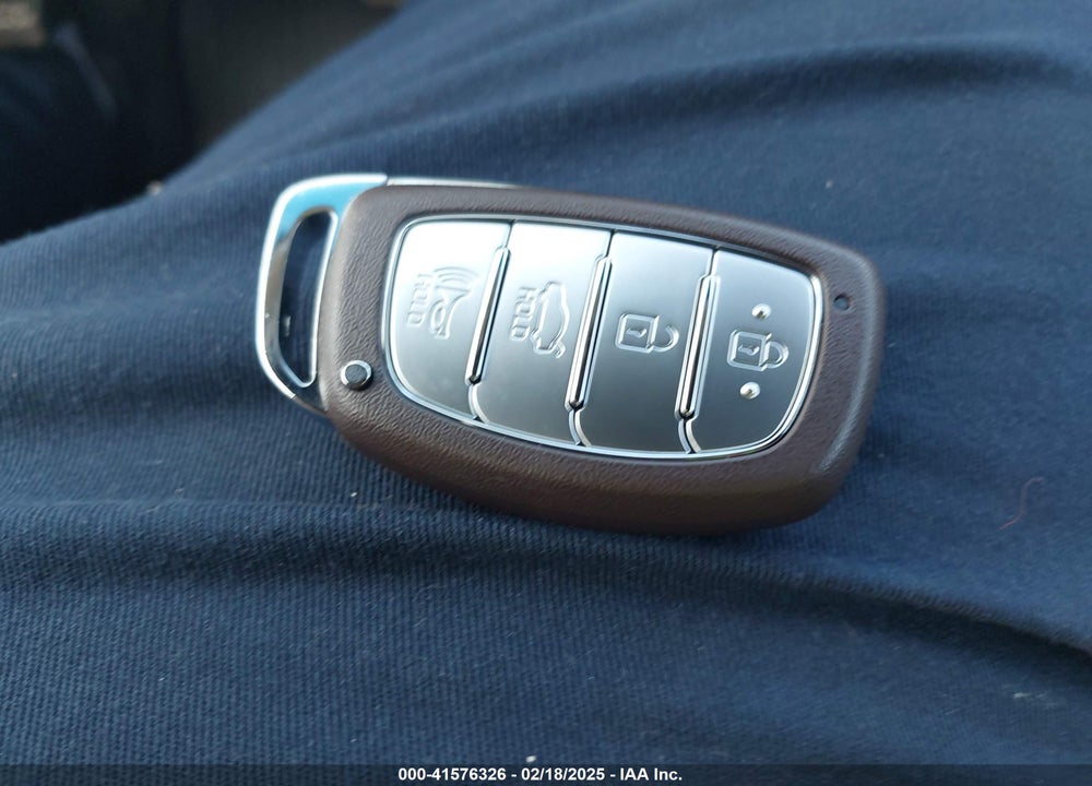 2018 HYUNDAI SONATA VIN: 5NPE34AF9JH695767