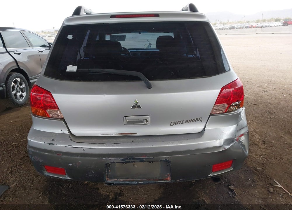 2003 MITSUBISHI OUTLANDER LS VIN: JA4LX31G33U120467