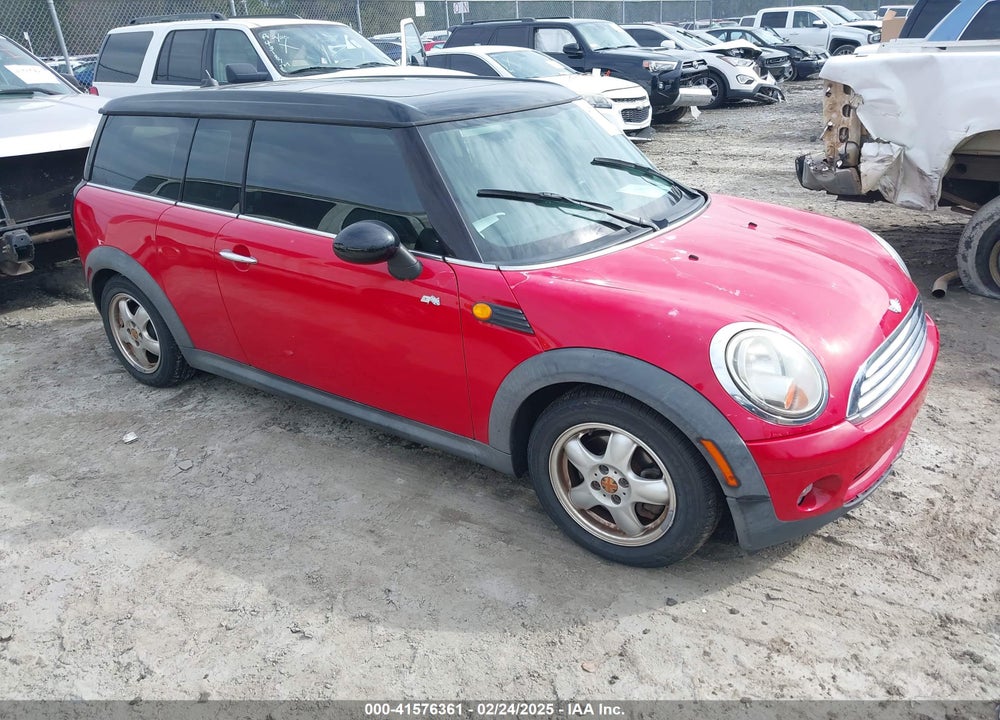 2008 MINI COOPER CLUBMAN VIN: WMWML33528TN66475