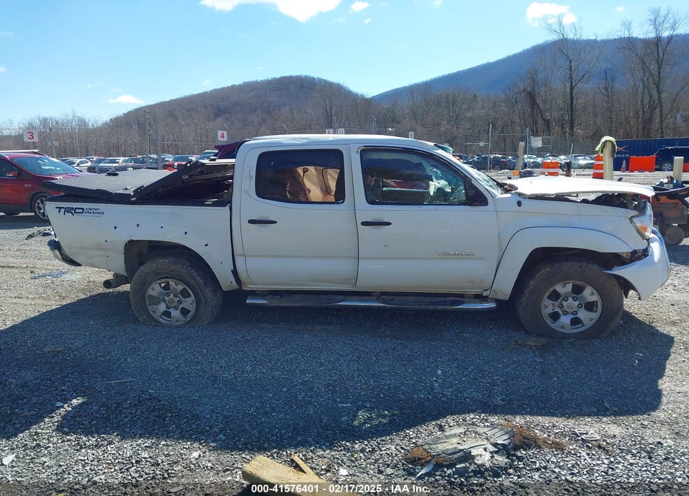 2015 TOYOTA TACOMA DOUBLE CAB/TRD PRO VIN: 5TFLU4EN1FX116529