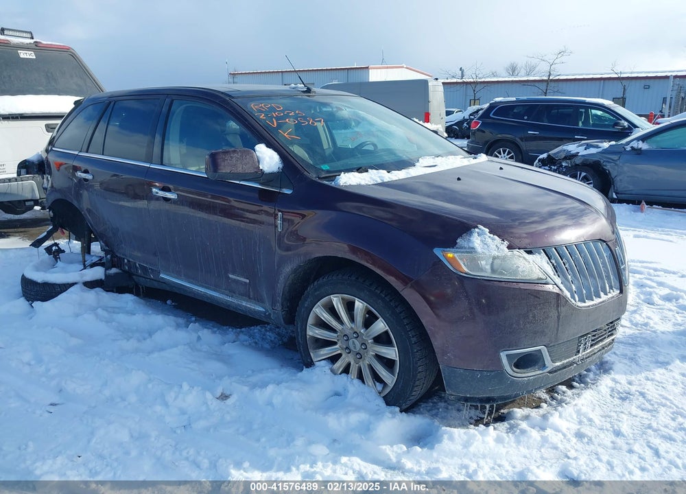 2011 LINCOLN MKX VIN: 2LMDJ8JKXBBJ00587