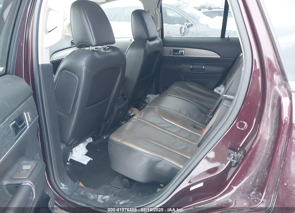 2011 LINCOLN MKX VIN: 2LMDJ8JKXBBJ00587