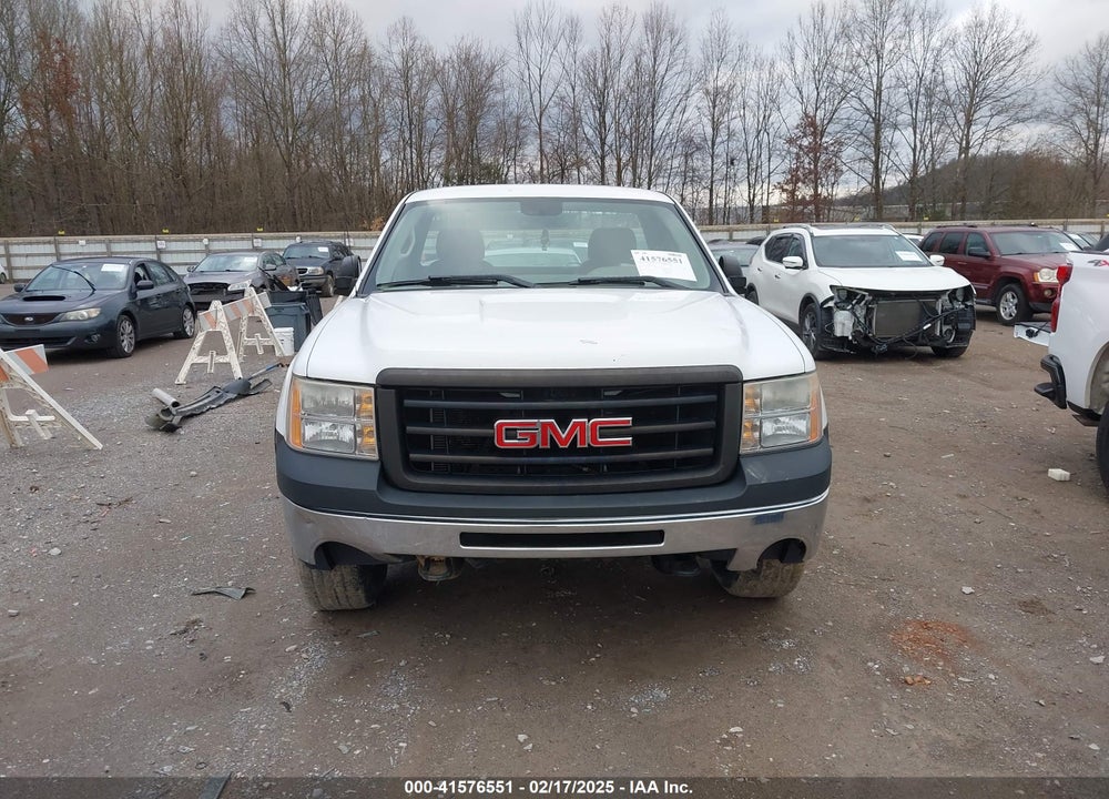 2011 GMC SIERRA 1500 WORK TRUCK VIN: 1GTN2TEA8BZ334441