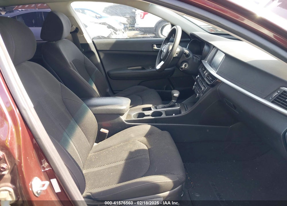 2019 KIA OPTIMA VIN: 5XXGT4L30KG339362